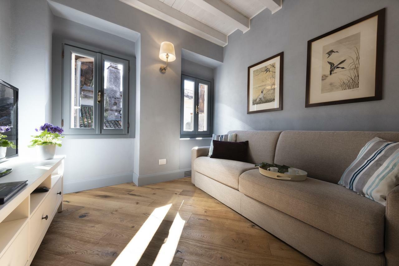 Isola Bella Apartments, Suite Στρέσα Εξωτερικό φωτογραφία